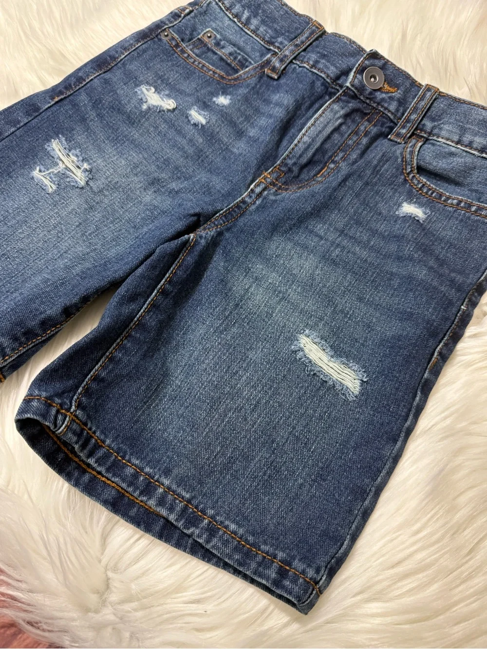 The Children’s Place Distressed Denim Shorts in Medium Wash - Boys Size 8
